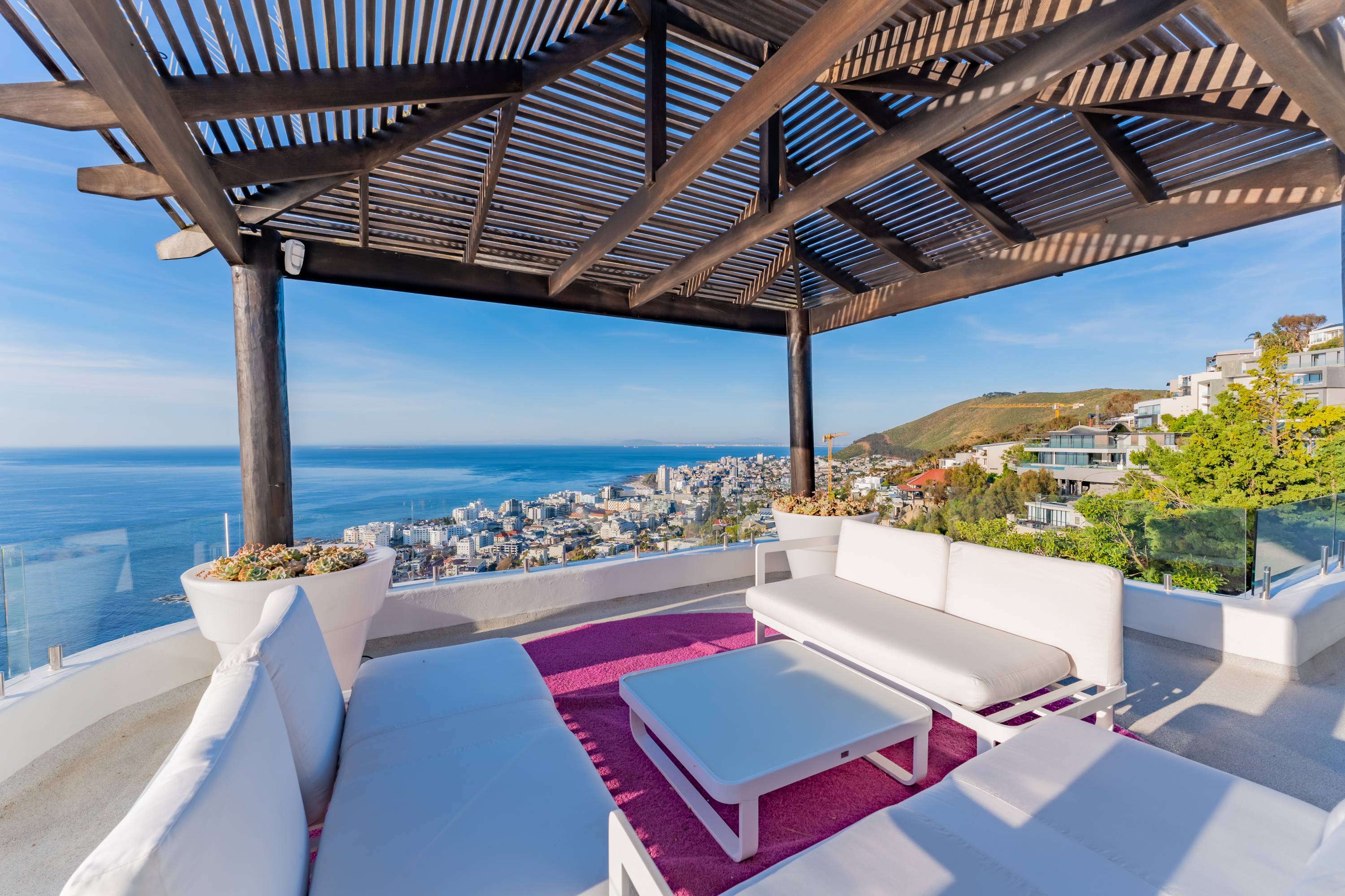 6 Bedroom Property for Sale in Bantry Bay Western Cape